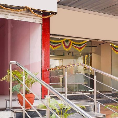 Super Collection O Chandan Nagar Kharadi Formerly Kharadi Inn Пуна Экстерьер фото