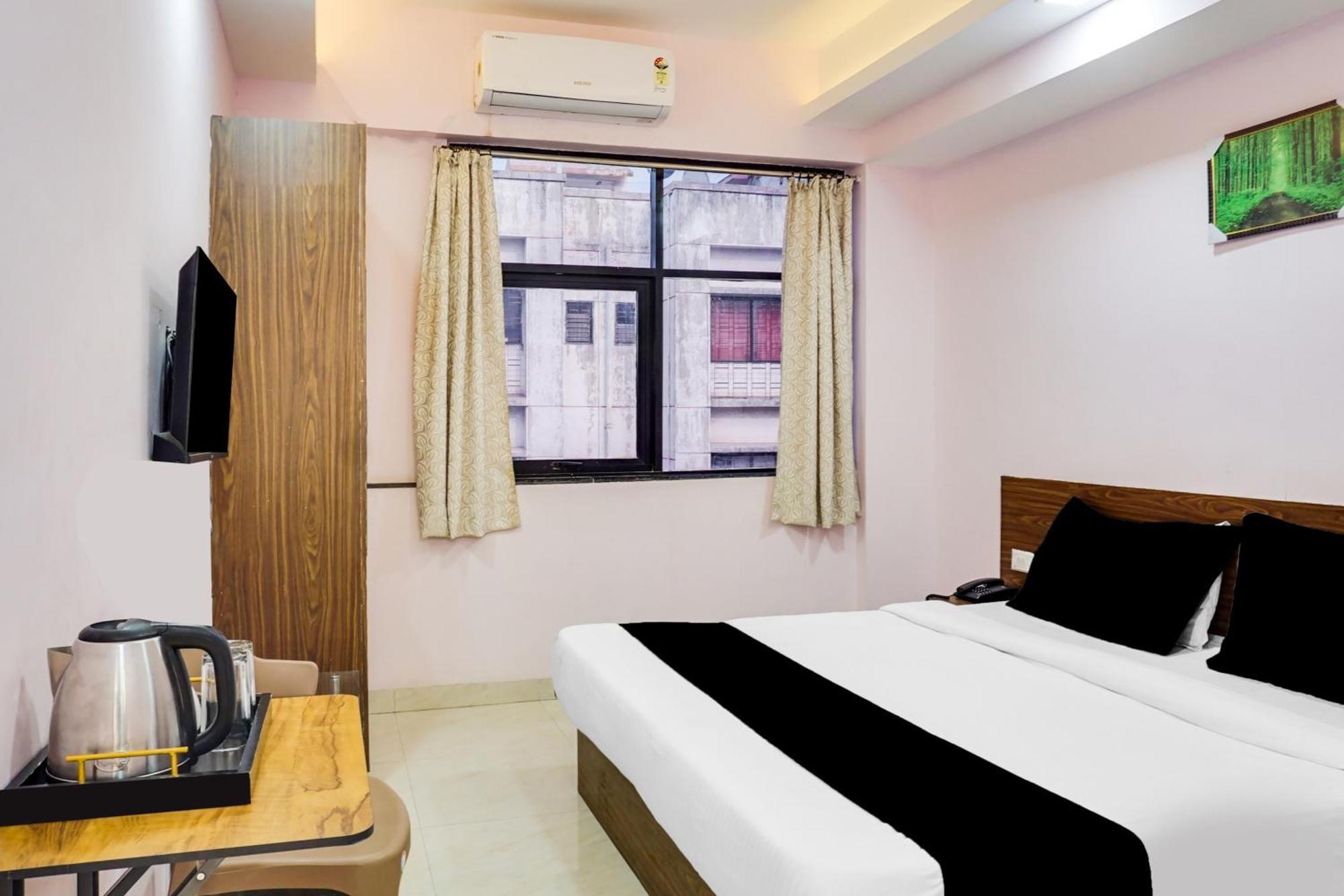 Super Collection O Chandan Nagar Kharadi Formerly Kharadi Inn Пуна Экстерьер фото